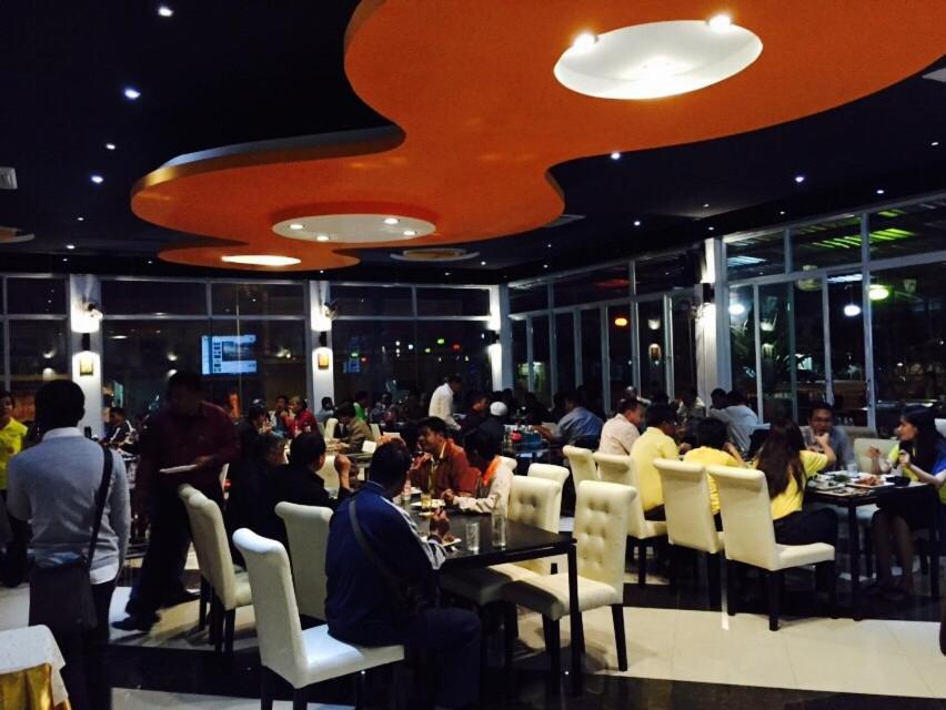Bk Place Hotel Bueng Kan Exterior foto